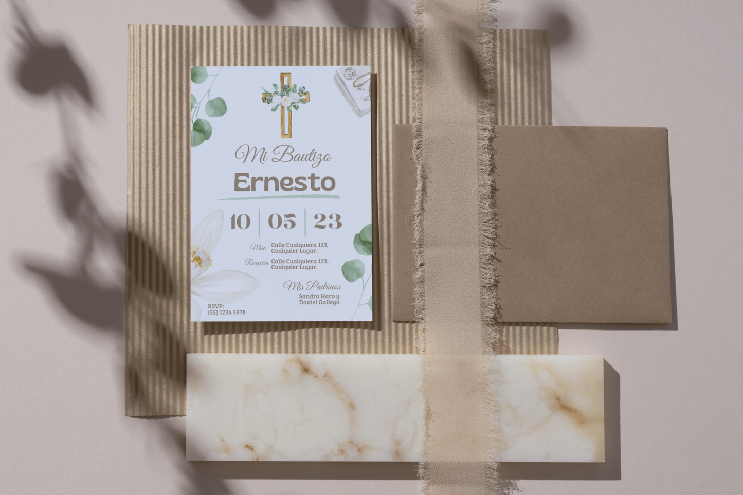 Invitaciones de Bautizo Personalizadas – Diseño Cruz Dorada – Con Sobres y Cuerda de Yute – Packs 16 / 24 / 32