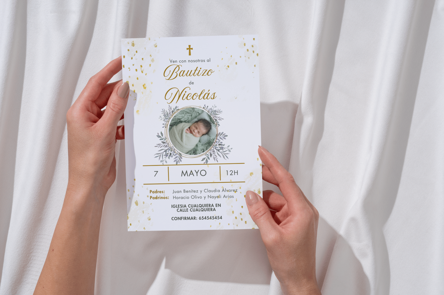 Invitaciones de Bautizo Personalizadas con Foto – Diseño Elegante Dorado – Con Sobres (Color Variable) – Packs 16 / 24 / 32
